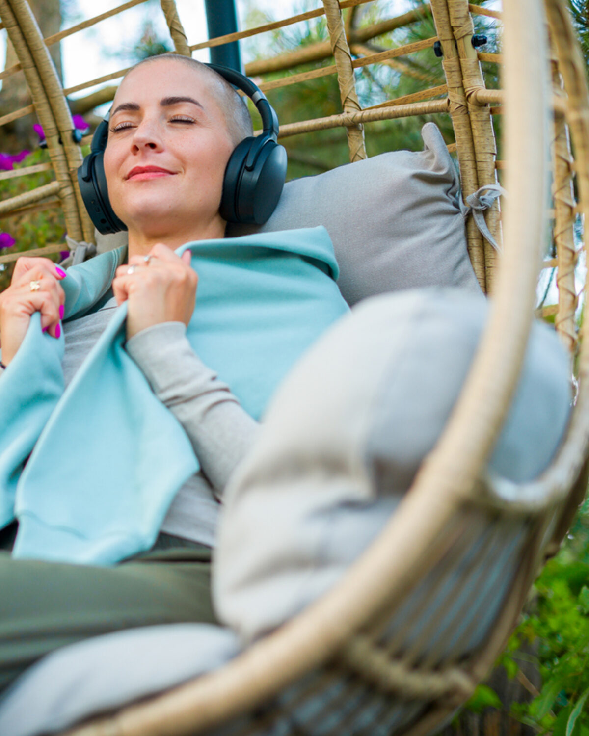 Weekly online group breathwork session